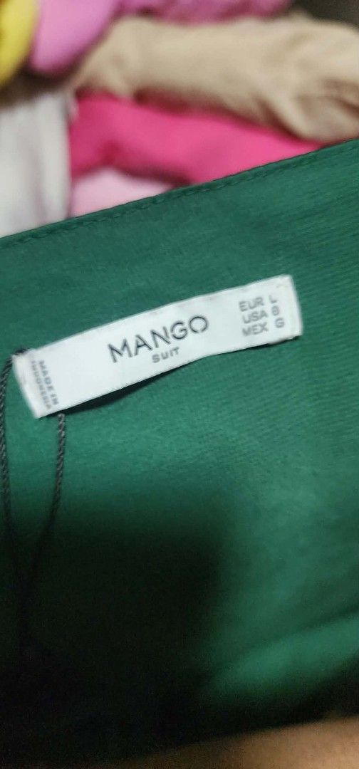 Mango Green One Shoulder Ruffle Dress (Category: Dresses) located in Manila. Submitted by declutteraf (Listing ID 1448433989, Image 3). Description: - Mango green one-shoulder dress - Elegant ruffle detail on the shoulder strap - Fabric with a beautiful sheen - Knee-length cut - Ideal for parties or a night out - worn once only.