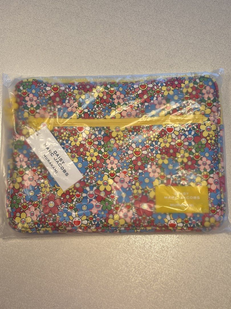 Marc Jacobs Daisy Murakami Laptop Case