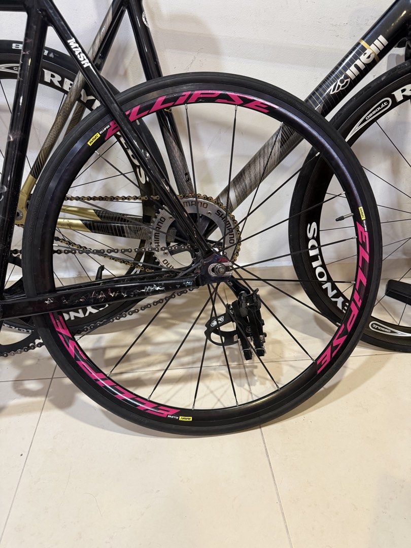 mavic eclipse track wheelset (Category: Parts & Accessories) located in Singapore. Submitted by uhmzzz (Listing ID 1448469080, Image 3). Description: overall good condi f 95% r 90% 8/10 condi no axle issues fast deal slight nego.