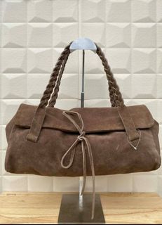 (Category: ) located in . Submitted by authentic_bag96 (Listing ID 1448327613, Image 1). Description: .