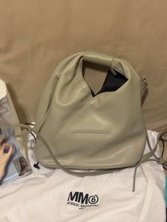 （分類：）位於 。 由 aki.toki 提交（商品編號 1448417694，圖片 1）。簡介： 。