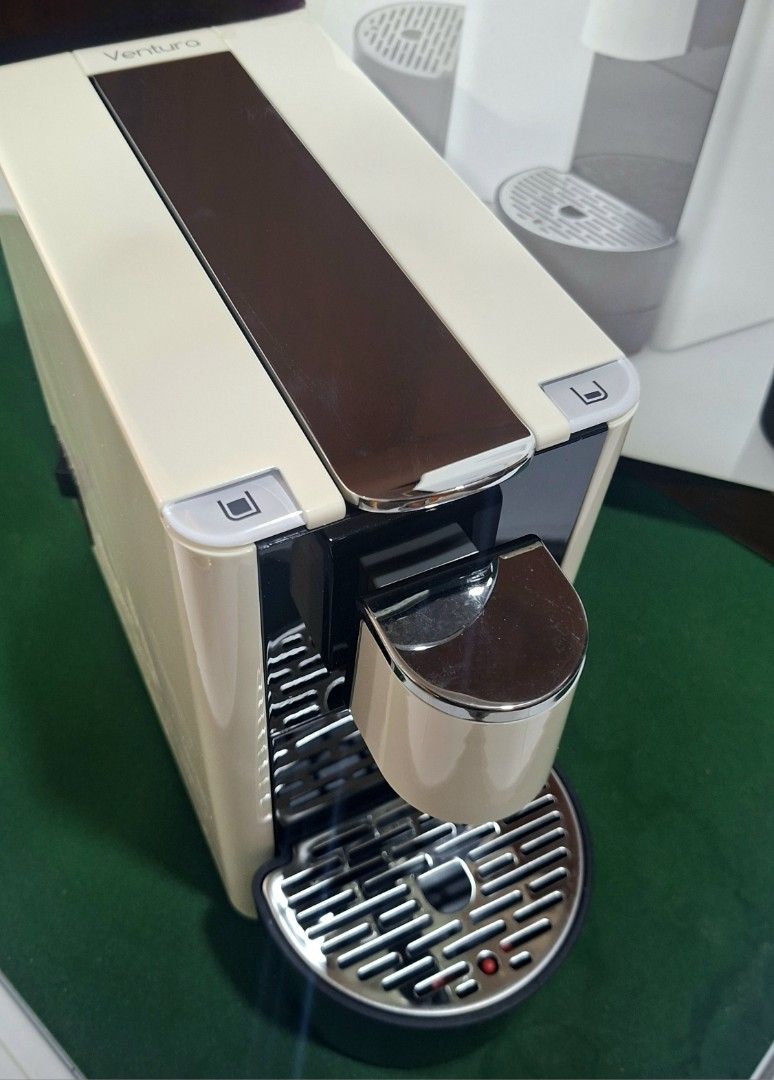 Mocoffee Ventura XS200 Automatic Coffee Machine (Category: Coffee Machines & Makers) located in Manila. Submitted by grle8 (Listing ID 1448281119, Image 3). Description: Rush Sale Brand New MoCoffee Ventura XS200 Automatic Coffee Machine With box. Opened but Unused. Outer box has tear. Inner box seal opened For coffee enthusiasts, coffee machine collectors, vintage coffee machine Intact with manual *closed system. Not compatible with Nespresso/St