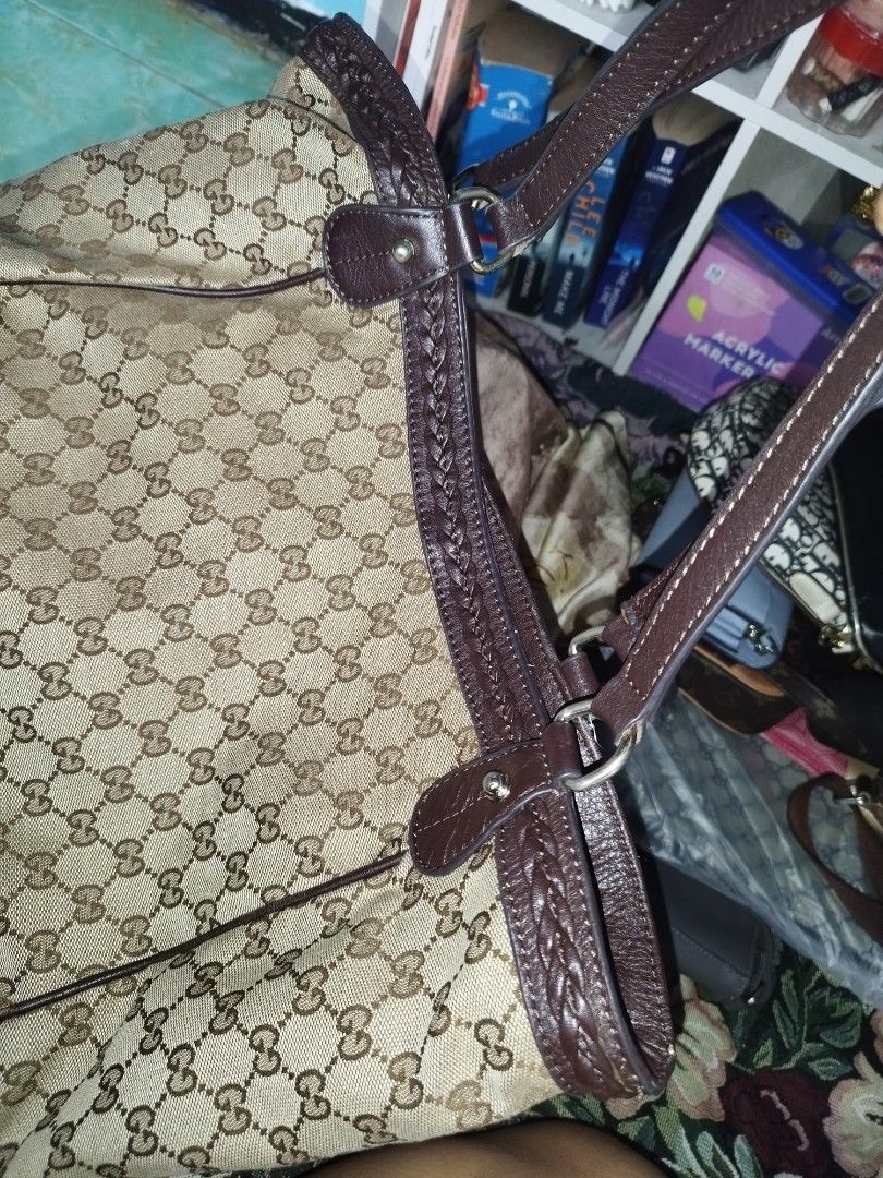 Monogram Canvas Leather Trim Tote Bag (Category: Luxury Bags & Wallets) located in Rizal. Submitted by purplemon117.8 (Listing ID 1448332491, Image 3). Description: niceeeeeeee3eeeeenih *laRge tote .