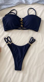 （分類：）位於 。 由 sillyyah 提交（商品編號 1448457683，圖片 1）。簡介： 。