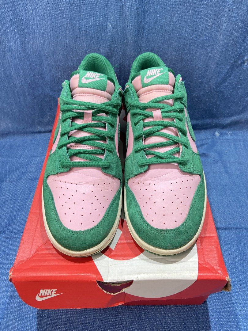 Nike Dunk Low Retro SE Medium Soft Pink/Malachite With Box (Category: Sneakers) located in Cebu City. Submitted by jvlz97 (Listing ID 1448398579, Image 3). Description: Excellent Condition With Box.