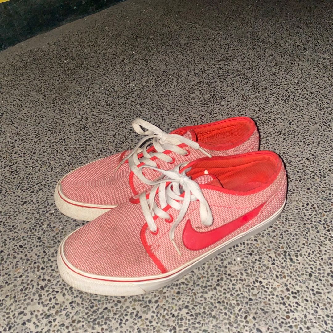 Nike Red Canvas Sneakers Men's Size 10 (Category: Sneakers) located in Manila. Submitted by johnpm (Listing ID 1448418462, Image 3). Description: - Nike Canvas Sneakers - Colorway: Red and White - Size: US Men's 10 - Perfect for casual wear - Shows some signs of wear on soles and uppers - Plenty of life left, check photos for detailed condition.
