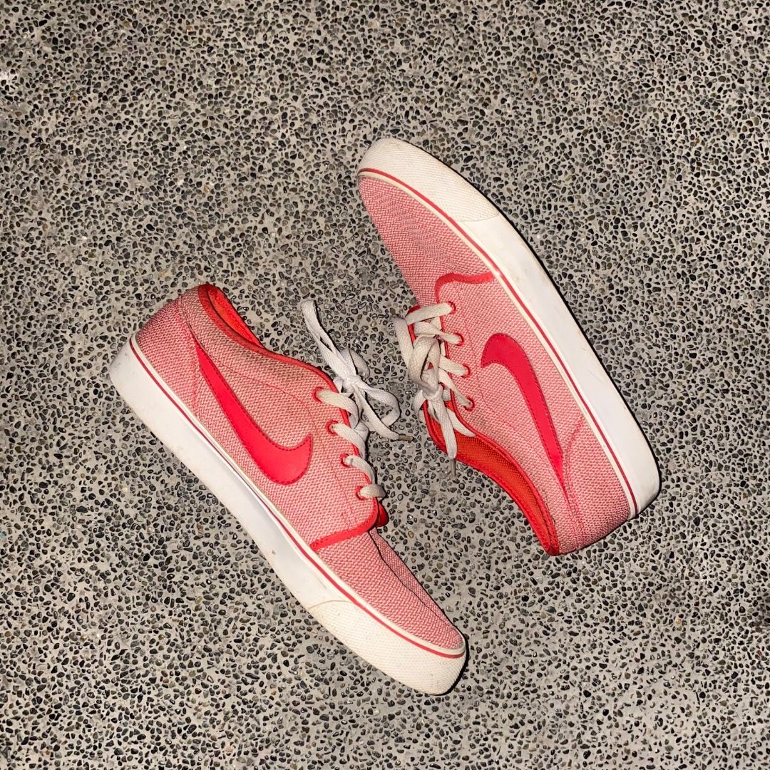 Nike Red Canvas Sneakers Men's Size 10 (Category: Sneakers) located in Manila. Submitted by johnpm (Listing ID 1448418462, Image 1). Description: - Nike Canvas Sneakers - Colorway: Red and White - Size: US Men's 10 - Perfect for casual wear - Shows some signs of wear on soles and uppers - Plenty of life left, check photos for detailed condition.