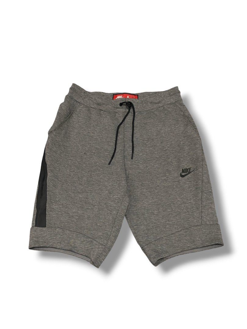 Nike Tech Fleece Shorts (Category: Shorts) located in Davao. Submitted by thebigbadblob (Listing ID 1448461034, Image 1). Description: 28 waist stretchable with lace 19 length no issues excellent condition.