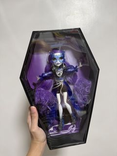(Category: ) located in . Submitted by vstoybox (Listing ID 1448279273, Image 1). Description: .