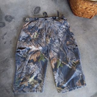 (Category: ) located in . Submitted by ar_co (Listing ID 1448383816, Image 1). Description: .