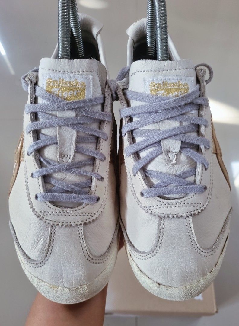 Onitsuka Eur37. 5/23.5cm (Category: Shoe inserts) located in Danao, Cebu. Submitted by CaxeCart (Listing ID 1448306539, Image 2). Description: .