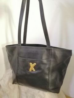 (Category: ) located in . Submitted by tehatreasurethrift (Listing ID 1448316688, Image 1). Description: .