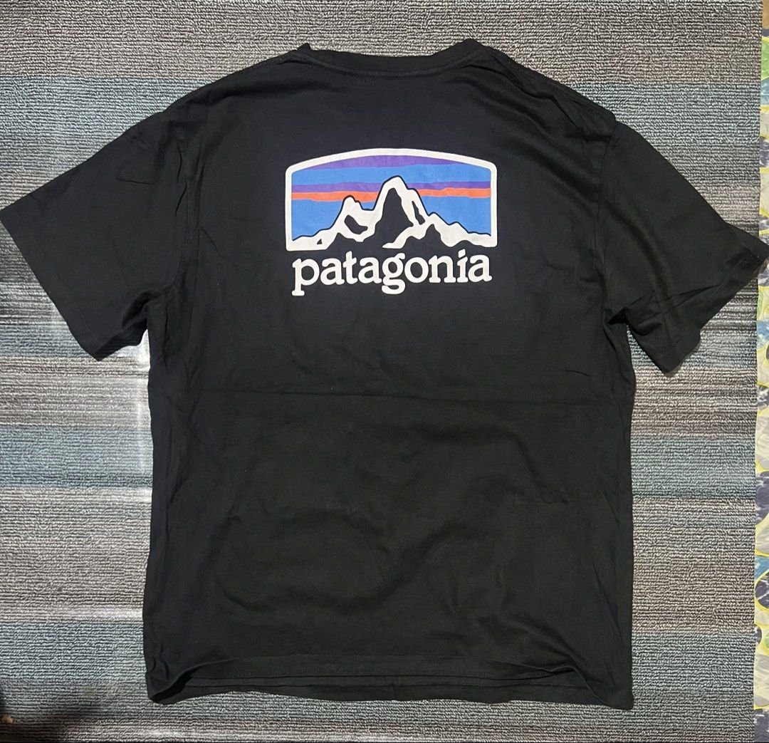 Patagonia Tshirt Black (Category: Tshirts & Polo Shirts ) located in Cebu City. Submitted by mark24anth29233 (Listing ID 1448280535, Image 1). Description: Authentic Size: Large W21.5x28 Very good condition Color rate: 9.5/10 Issue: cut wash tag .