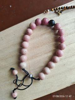 (Category: ) located in . Submitted by astrid3000 (Listing ID 1448317585, Image 1). Description: .