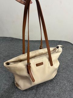 (Kategori: ) berada di . Dikirim oleh neatwear.id (ID iklan 1448419042, Gambar 1). Deskripsi: .