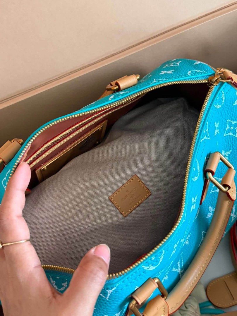 Preloved Lv Speedy 30 (Category: Luxury Bags & Wallets) located in Manila. Submitted by bagsandshoesmanymore (Listing ID 1448301446, Image 3). Description: Preloved Lv Speedy 30 Rank SA Japan source🇯🇵 Actual picture posted Please read before you order 👉🏻❗️Payment first before shipping ❗️Cut off time of payment 11am sameday delivery ❗️NO MEET UP / NO PICK UP ❗️ORDER CANNOT BE CANCELLED ❗️PLEASE DON’T BUY IF YOU ARE IN DOUBT ❗️NO RETURN! NO REF