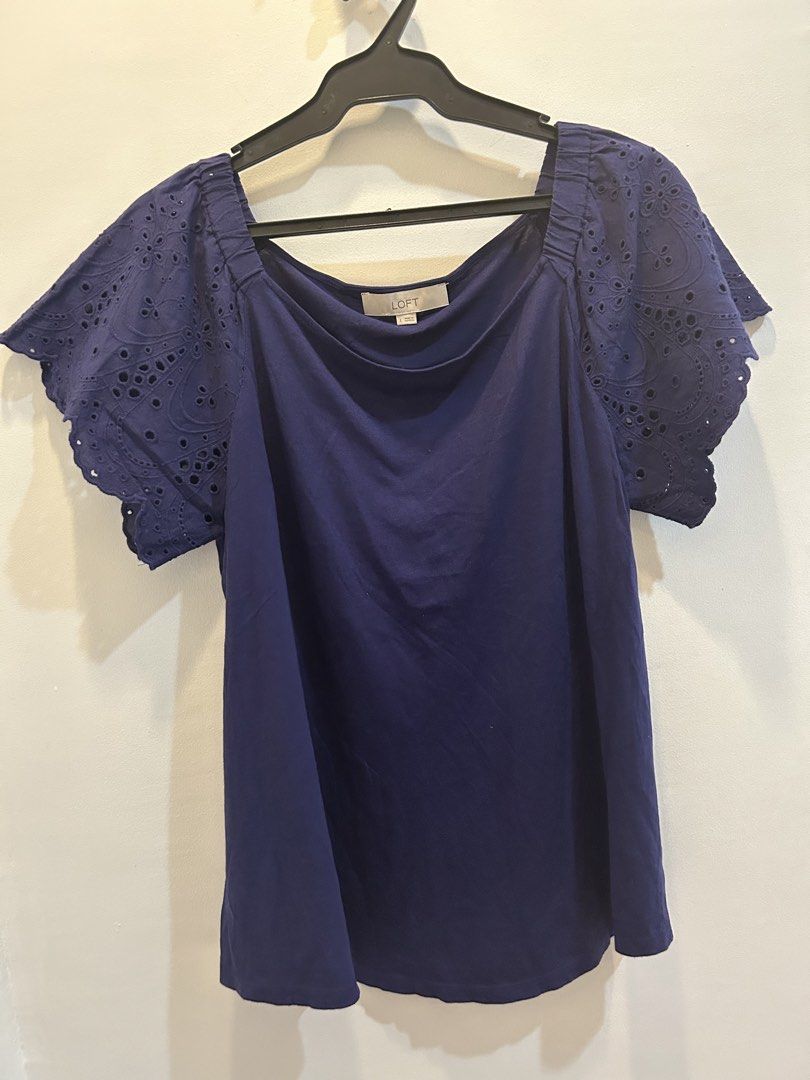 Preloved Womens Blue shirt Loft Large (Category: Shirts) located in Taguig. Submitted by mia.thrift (Listing ID 1448376272, Image 1). Description: dm if interest.