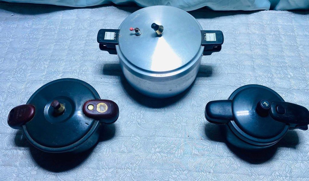 Pressure Cooker (Category: Cookware & Accessories) located in Manila. Submitted by akotisay (Listing ID 1448381404, Image 2). Description: Pressure Cooker for sale | Surplus Items Small size 900 Medium size 1,100 Big size 2,800 Loc. Taguig.