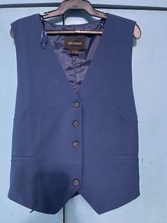 (Category: ) located in . Submitted by elmiras_closet (Listing ID 1448338597, Image 1). Description: .