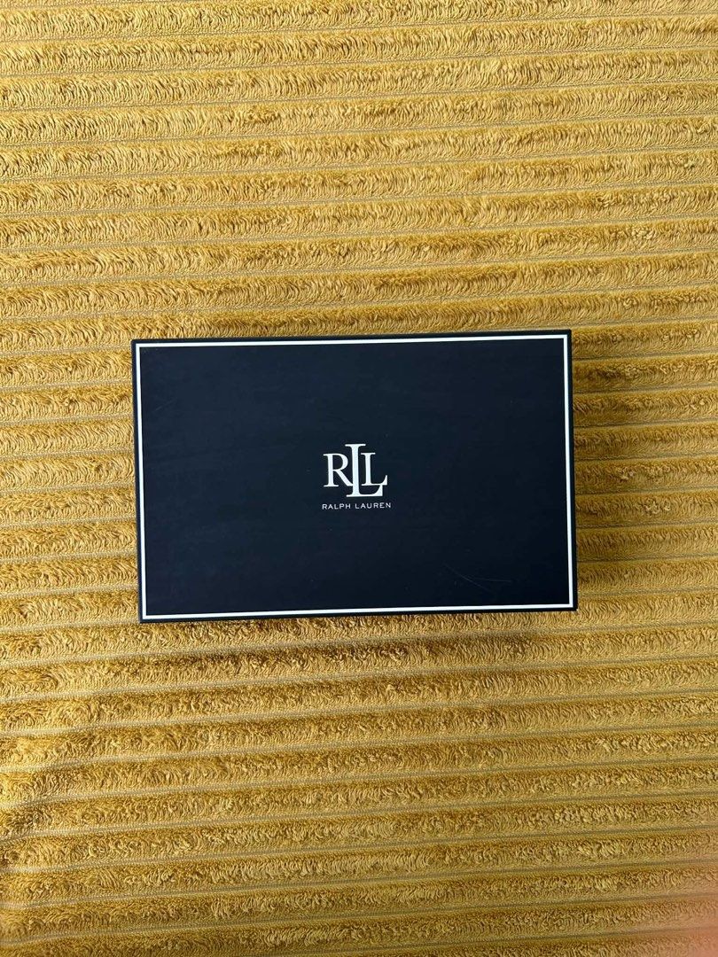 RALPH LAUREN (Black Leather Crossbody Turn-lock Tech Case) (Category: Cross-body Bags) located in Davao. Submitted by acilmo (Listing ID 1448426319, Image 2). Description: .