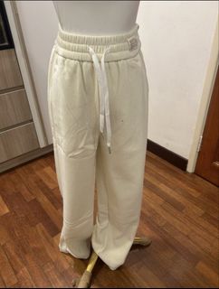 (Category: ) located in . Submitted by thriftprincess (Listing ID 1448344643, Image 1). Description: .
