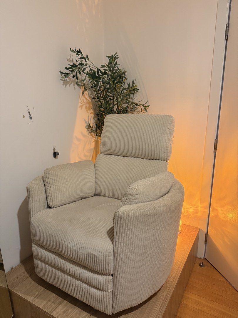 Recliner Swivel Chair (Category: Chairs) located in Mandaluyong City. Submitted by declutteringjkate (Listing ID 1448421842, Image 1). Description: Barely used!! Perfect for nursing moms or nail techs offering pedicure 🤍 RFS: upgraded to an electric recliner chair Bought for ₱12,700 Message me for details..