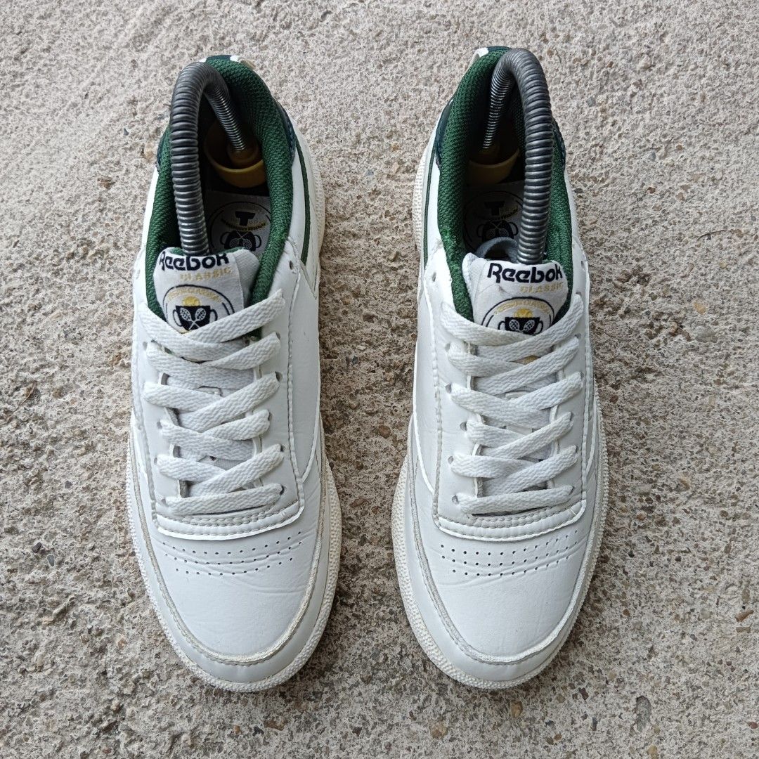 Reebok Club C 85 White Green Leather (4UK 23.5cm) 6O Rm (Category: Sneakers) located in Kota Bharu. Submitted by lakusokmo (Listing ID 1448435182, Image 3). Description: Reebok Club C 85 White Green Leather (4UK 23.5cm) 6O Rm.