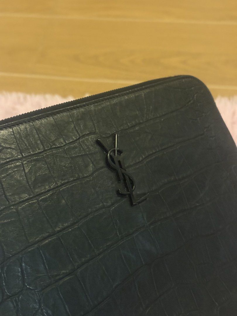 Saint Laurent Black Croc Embossed Pouch Authentic (Category: Luxury Bags & Wallets) located in Calamba. Submitted by leeadriannn796 (Listing ID 1448432636, Image 3). Description: - original , no box include but 100% sure original ( gift birthday sakin ) - Authentic Saint Laurent pouch - Black color - Croc embossed texture - Iconic black YSL logo hardware - Zipper closure - Interior Saint Laurent Paris label - Made in Italy - Ideal for organizing 