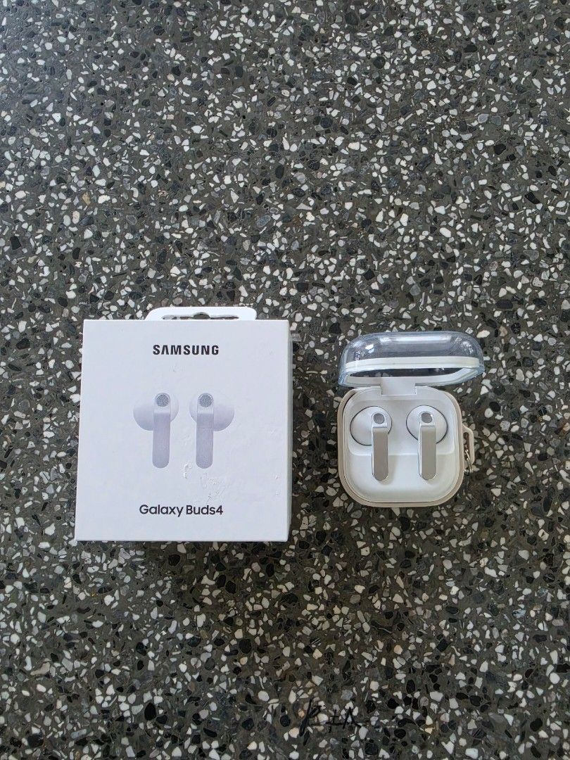 Samsung Galaxy Buds4 White
