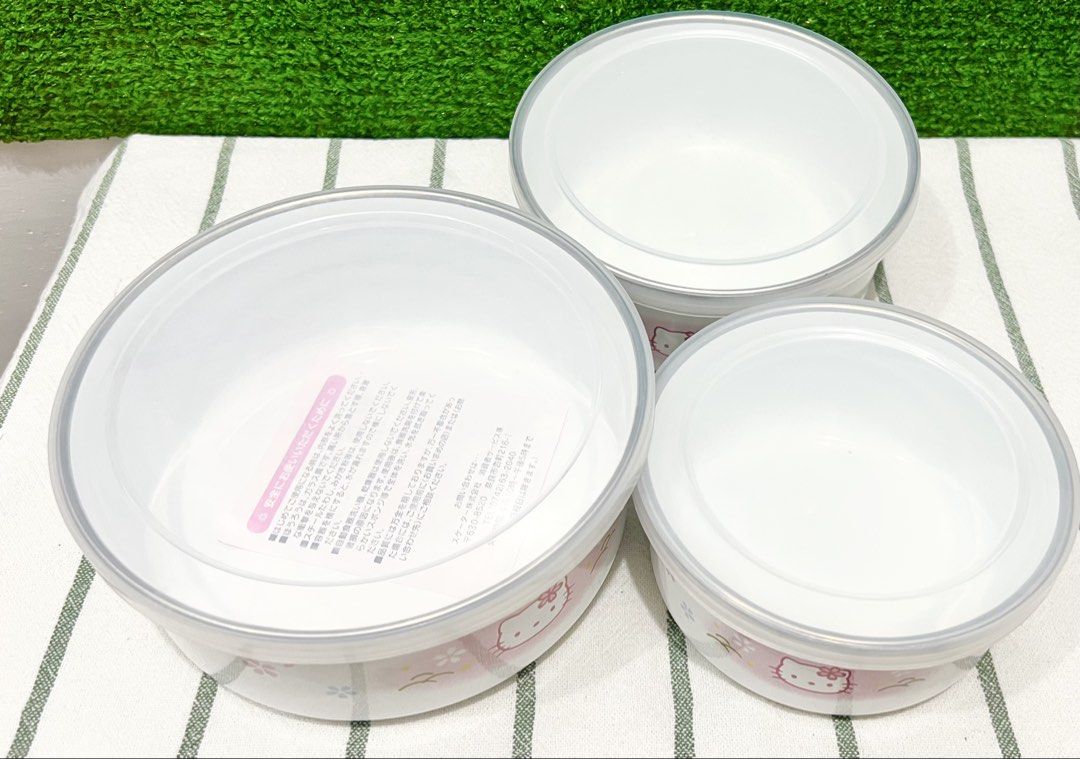 Sanrio Hello Kitty Enamel Food Storage (Category: Food Organization & Storage) located in Binan City. Submitted by mayjhe (Listing ID 1448385495, Image 3). Description: 💛 For Sale 💛 🌸 Sanrio Hello Kitty 🍀 Food Container 📍 Condition: Good 💰 Price is ₱ 1.250 👉 Other details posted 🇵🇭 Location Biñan Laguna 🛵 Courier J& T and Lalamove 📋 Shipping by schedule 📍 NO COD & COP 📌 All items are carefully packed and labeled with Fragile stickers
