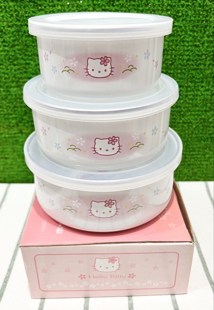 Sanrio Hello Kitty Enamel Food Storage (Category: Food Organization & Storage) located in Binan City. Submitted by mayjhe (Listing ID 1448385495, Image 2). Description: 💛 For Sale 💛 🌸 Sanrio Hello Kitty 🍀 Food Container 📍 Condition: Good 💰 Price is ₱ 1.250 👉 Other details posted 🇵🇭 Location Biñan Laguna 🛵 Courier J& T and Lalamove 📋 Shipping by schedule 📍 NO COD & COP 📌 All items are carefully packed and labeled with Fragile stickers