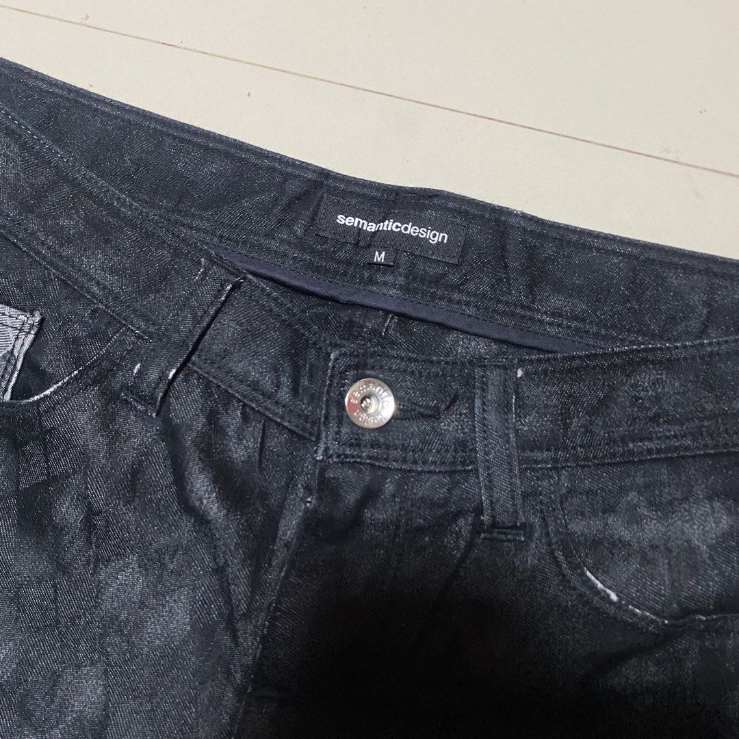 Semantic Design Black Diamond Pattern Pants Size M (Category: Jeans) located in Zamboanga. Submitted by thriftyyali (Listing ID 1448417925, Image 3). Description: - Brand: Semantic Design - Color: Black - Size: M - Pattern: Subtle all-over diamond pattern - Closure: Button fly - Style: Great for casual wear - Condition: Please check photos for details.
