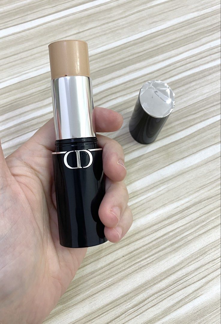 (Shade 1.5N) Dior Forever Skin Perfect Foundation Stick (Category: Makeup) located in Penampang. Submitted by loved.bymyra (Listing ID 1448332236, Image 3). Description: Used once (with brush) Reason to sell: Wrong shade No box .