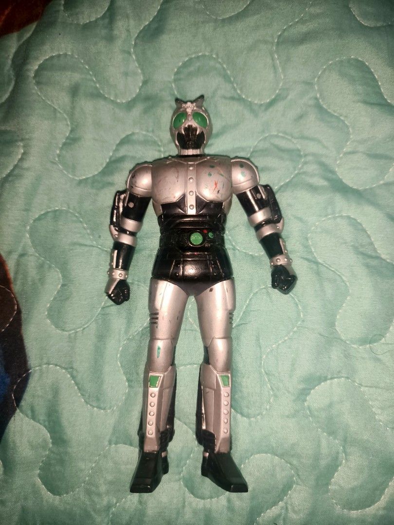 Shadowmoon sofubi (Category: Toys & Games) located in Kuala Lumpur. Submitted by bo3651 (Listing ID 1448449522, Image 1). Description: wts shadowmoon sofubi size 6.5inch harga Rm30 wasap 0199165642.