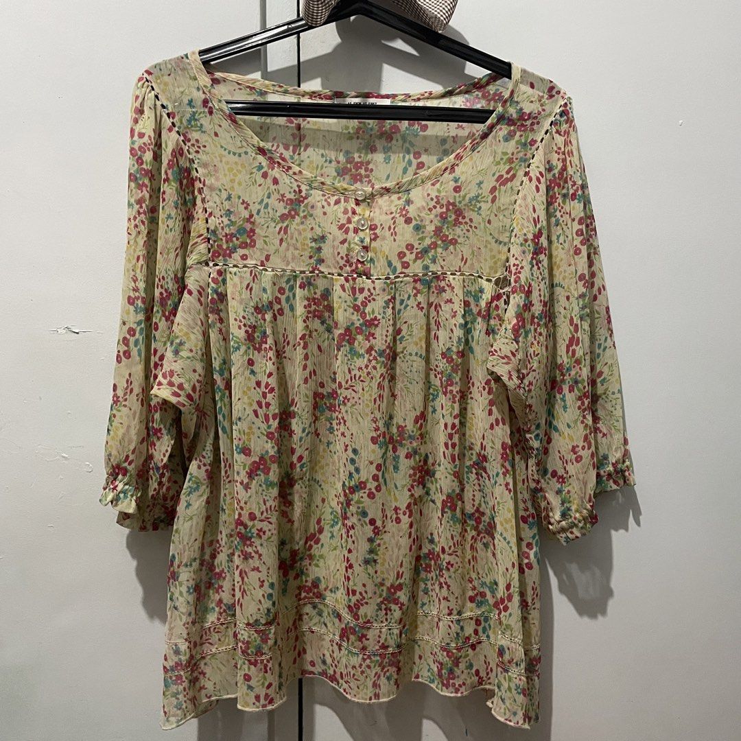 Sheer Floral Print Blouse with Button Detail (Category: Blouses) located in Quezon City. Submitted by declutteriea (Listing ID 1448437085, Image 1). Description: notes: - flowy, lightweight - fairycore cottagecore vibes - no when worn pics :) mop: gcash mod: j&t, flash, ggx.