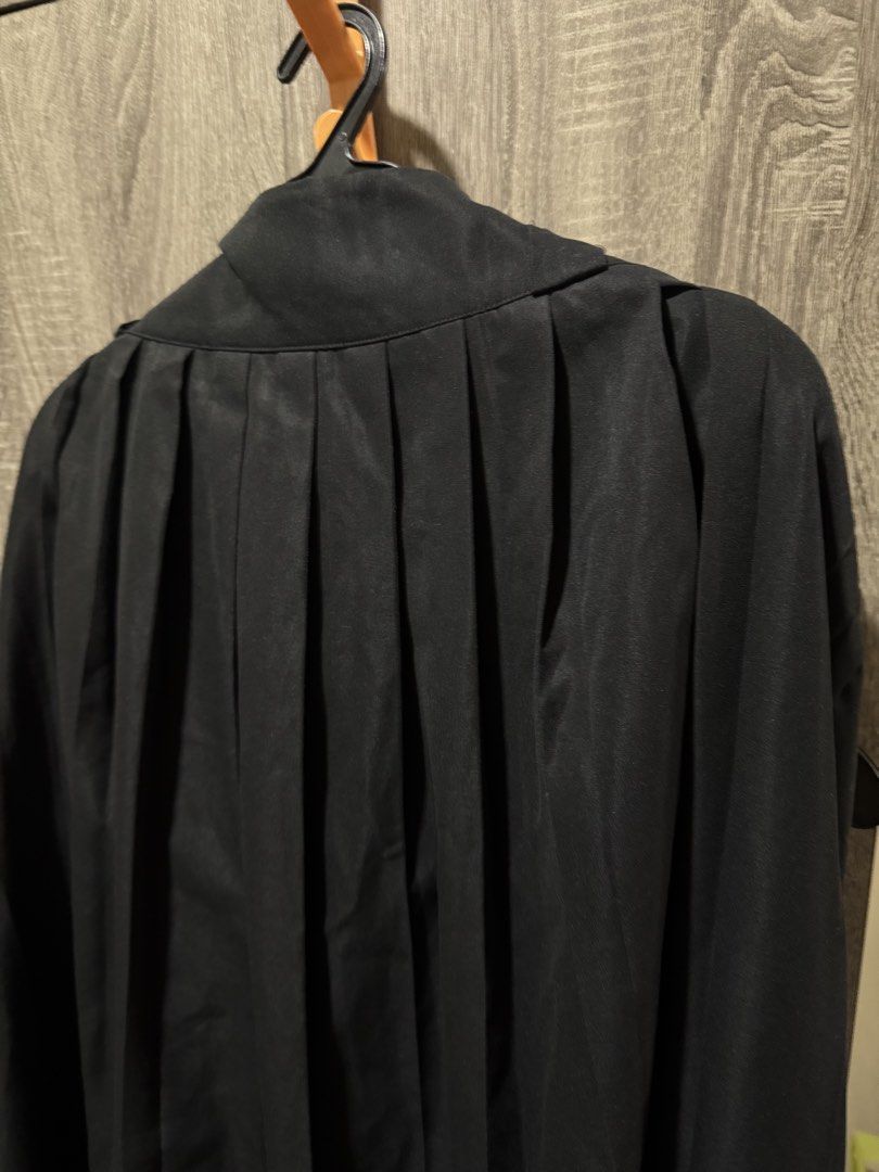 Shein 2XL Pleated Black skirt (Category: Coats, Jackets and Outerwear) located in Mandaluyong City. Submitted by getamplifiednow (Listing ID 1448463262, Image 2). Description: .