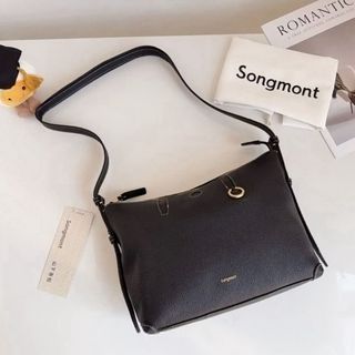 （分類：）位於 。 由 hkluxehk 提交（商品編號 1448332833，圖片 1）。簡介： 。