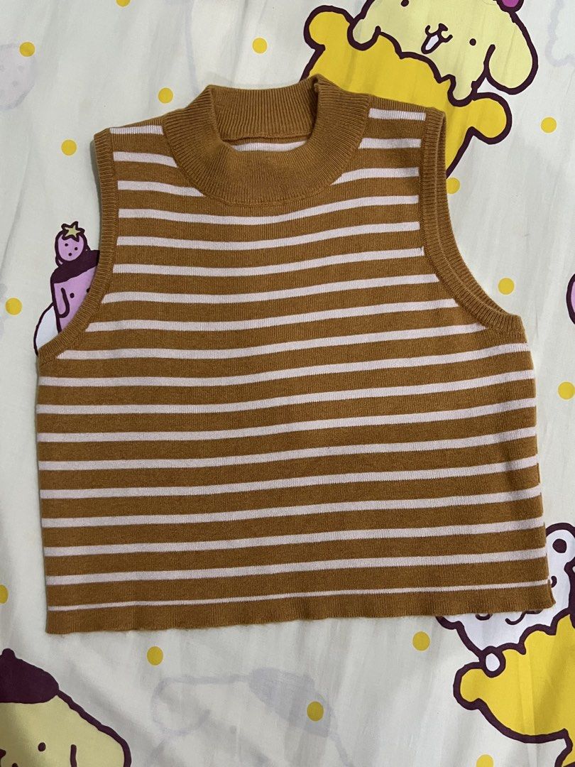 Striped Mock Neck Sleeveless Knit Top (Category: Sleeveless) located in Quezon City. Submitted by kenjixx (Listing ID 1448303348, Image 3). Description: bought for 800 fits xs to medium.