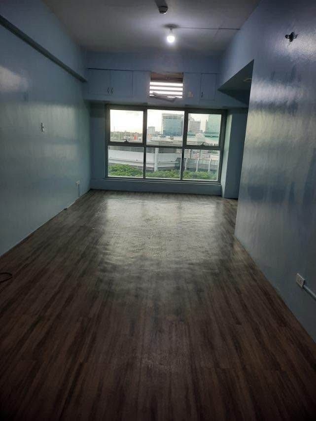 Studio Unit Office / Residential For Rent (Category: Apartments & Condos) located in Las Pinas. Submitted by mariafutalan510 (Listing ID 1448297844, Image 3). Description: Civic Place Condominium Filinvest Alabang - Studio Unit For Rent FA:34.49sqm 1Toilet and Bath Furnished Rental Rate: Php 20,000.00 Excluding Dues and Utility Bills + VAT (if OR needed) Viewing: By Appointment.