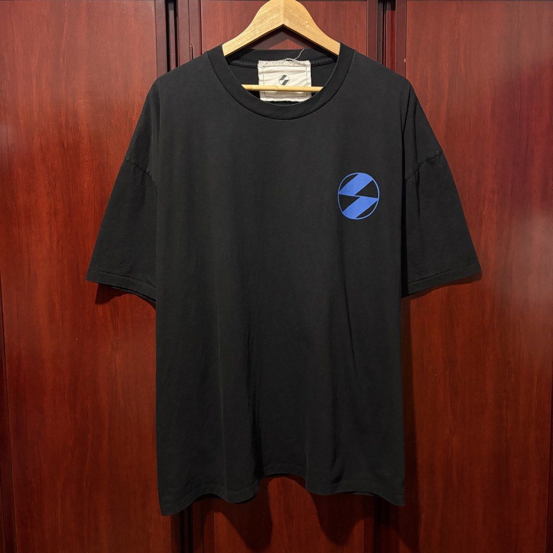 The Salvage Logo Mullet Shirt (Category: Tshirts & Polo Shirts ) located in Bulacan. Submitted by frugal.search (Listing ID 1448465347, Image 1). Description: The Salvage Logo Mullet Shirt Size Large Excellent condition Issue minimal hairline on back but not noticeable (check 4th pic) 1000 pesos + shipping fee Loc: Malolos, Bulacan MOP: Gcash MOD: Jnt & Lalamove .
