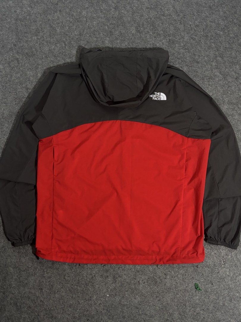 tnf windbreaker (Category: Coats, Jackets and Outerwear) located in Padang Serai. Submitted by paktamkacamata (Listing ID 1448460018, Image 2). Description: Warna - hitam Condition - GOOD LIKE NEW ‼️ saiz - L pit-22.5 inch length-27 inch SEBELUM MEMBELI BOLE TENGOK GAMBAR DI ATAS SEBARANG PERTANYAAN BOLEH PM ITEM BUNDLE LIKE NEW ‼️.