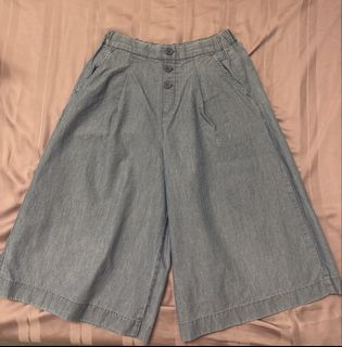 (Category: ) located in . Submitted by clroine (Listing ID 1448403121, Image 1). Description: .