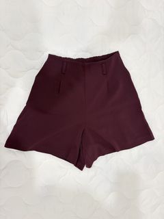 (Category: ) located in . Submitted by clover.closet (Listing ID 1448455677, Image 1). Description: .