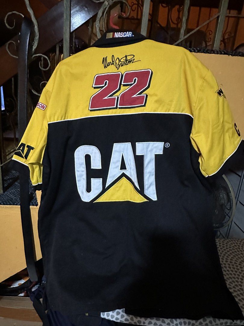 VINTAGE RACING JACKET, NASCAR BUTTON UP SHIRT, VINTAGE NORTH FACE JACKET (Category: Shirts) located in Singapore. Submitted by qvctiuseeh (Listing ID 1448438665, Image 2). Description: NASCAR Vintage Racing Jacket Embroidered CAT BUTTON UP SHIRT L-$35 VINTAGE NORTH FACE JACKET L(100)- $15- Home Depot Racing Tony Stewart Nascar Winner’s Circle Men’s Driver’s Jacket XL- $60.