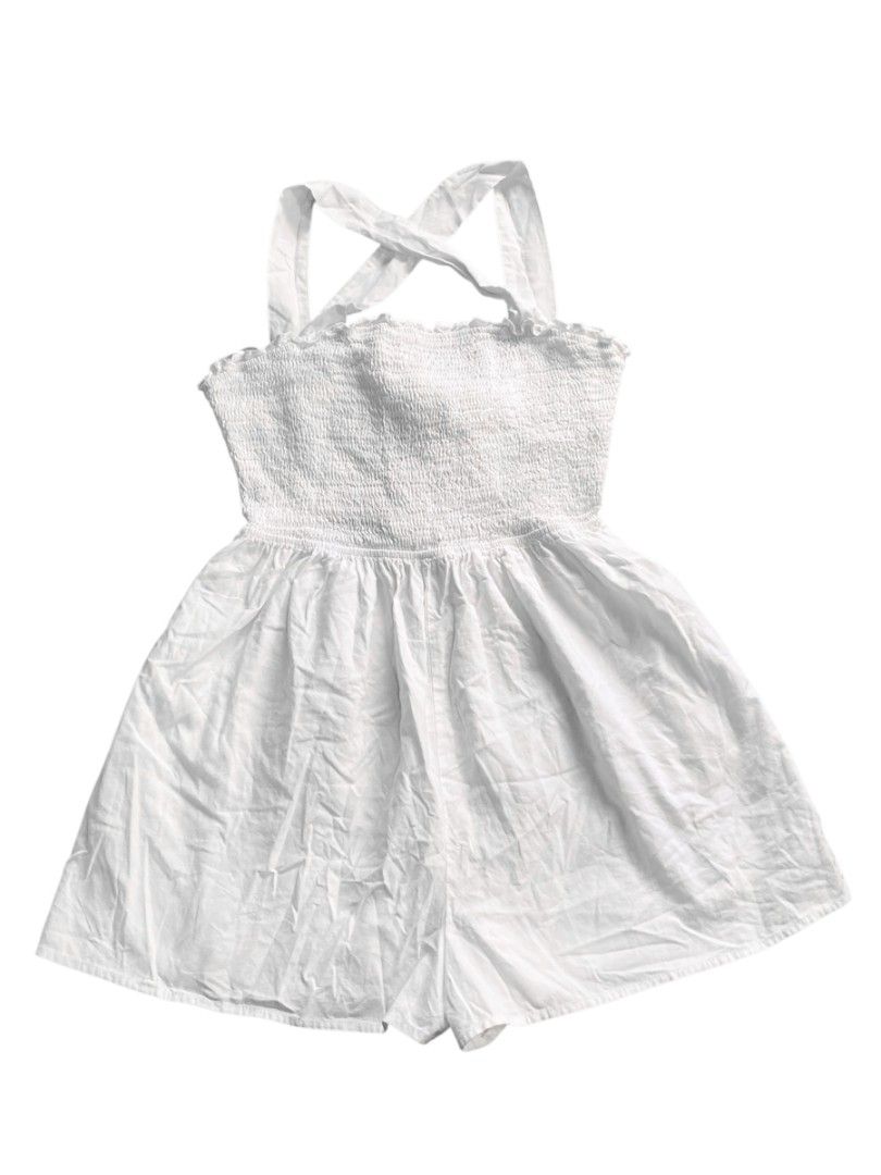 White Smocked Romper (Category: Rompers) located in Rizal. Submitted by sheeraay (Listing ID 1448336280, Image 1). Description: Size: M (can fit up to Large) No Issues With side pockets Can provide when worn upon request Delivery Via JNT,LBC,Lalamove or buyer can arrange on their end (preferred delivery method). Buyer will shoulder shipping fee..