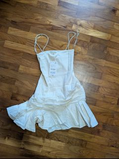 (Category: ) located in . Submitted by cottageaffair (Listing ID 1448443702, Image 1). Description: .