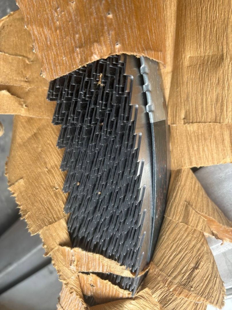 Wood Bandsaw Blade (Category: Everything Else Others) located in Caloocan City. Submitted by zenphoenix.0b9dcc (Listing ID 1448291418, Image 1). Description: Brand: Cleveland Size: 2” x 300ft.