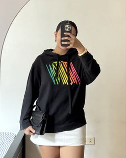 (Category: ) located in . Submitted by a_closet04 (Listing ID 1448290521, Image 1). Description: .