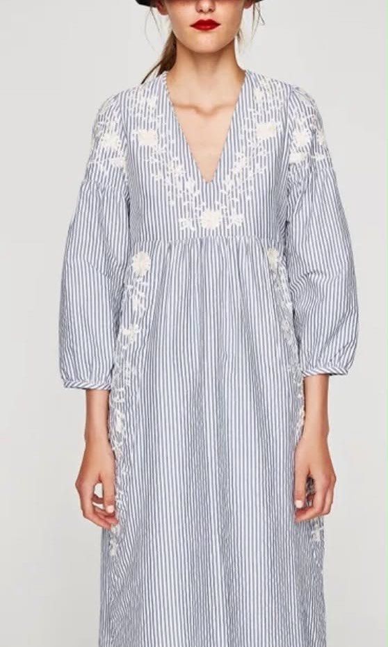 Zara Embroidered Midi Dress (Category: Dresses) located in Quezon City. Submitted by onyx72 (Listing ID 1448319663, Image 1). Description: Zara Embroidered Midi Dress Brandnew with tags Blue & white pinstripe With intricate white floral embroidery along the neckline, shoulders & sides V-neckline with a relaxed loose fit 3/4 length puff sleeves Lightweight cotton blend stripe fabric With side pockets🥰.