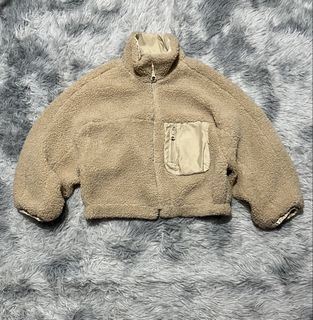 (Category: ) located in . Submitted by c3m.thrift (Listing ID 1448389046, Image 1). Description: .